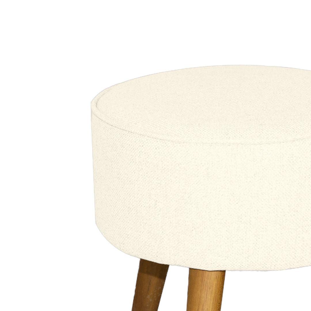 Puff Zara Linho - Pés de Madeira Larvig E